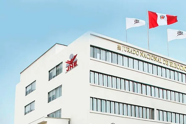 JNE-a-favor-de-lideres-de-partidos-politicos