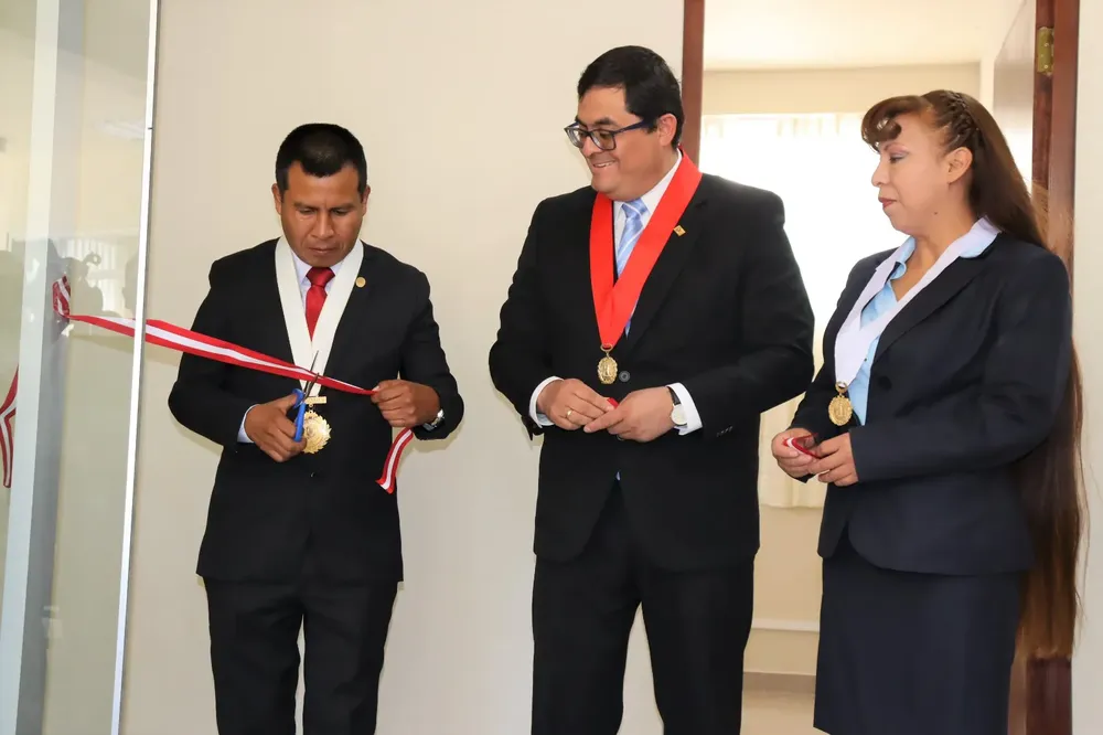 INAUGURAN OFICINAS DEL JUZGADO DE PAZ LETRADO Y JUZGADO CIVIL EN LA JOYA