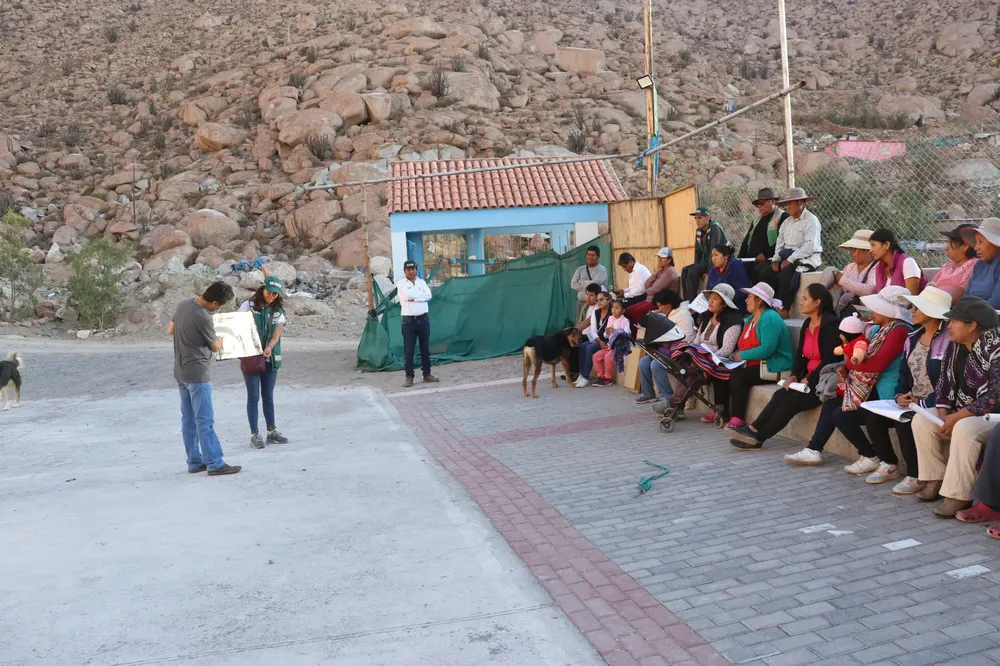 realizan charlas sobre los murciélagos