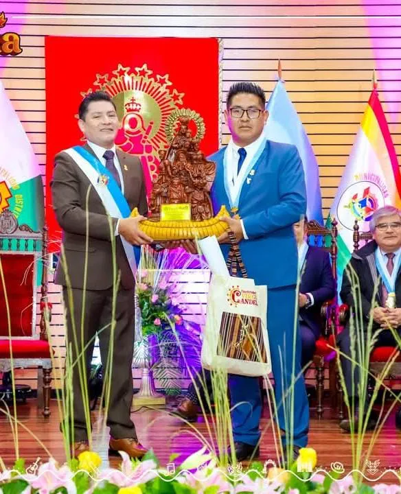 RECONOCEN AL PEPE POR DIFUNDIR EL FOLKLORE Y CULTURA NACIONAL