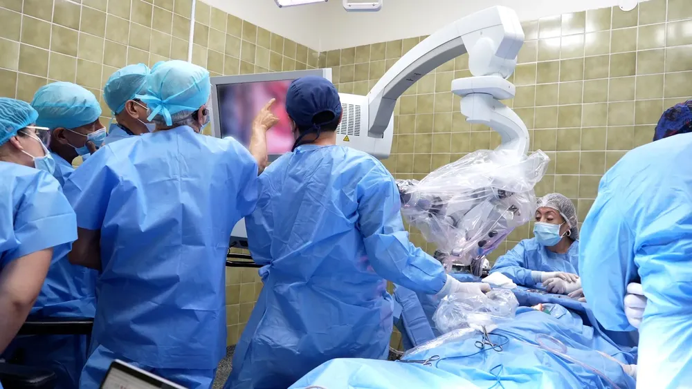 10 niños podrán escuchar por primera vez gracias a implantes cocleares