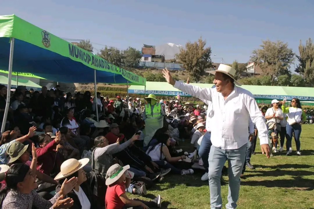 Agasajan a más de 5 mil mamás en Alto Selva Alegre