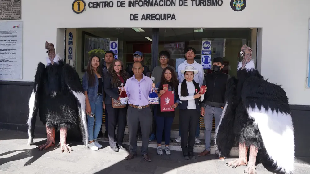 ARTESANOS DEL COLCA