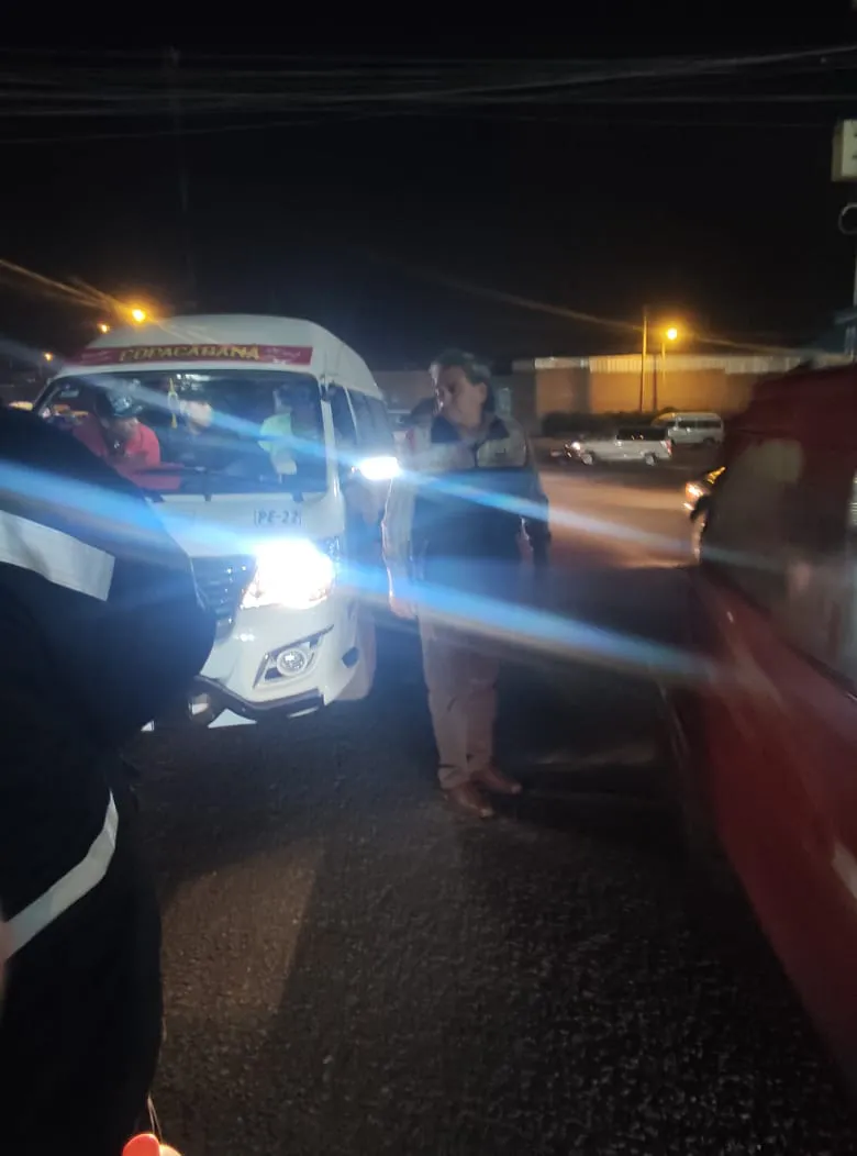 Intervienen más de 20 vehículos en operativo realizado en Av. Villa Hermosa