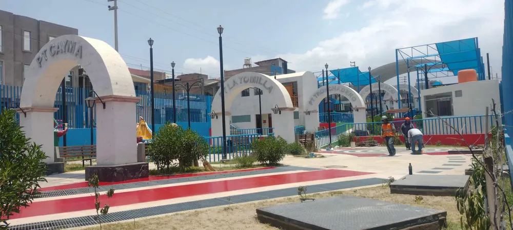 aun continuan los trabajos en el parque temático de Cayma