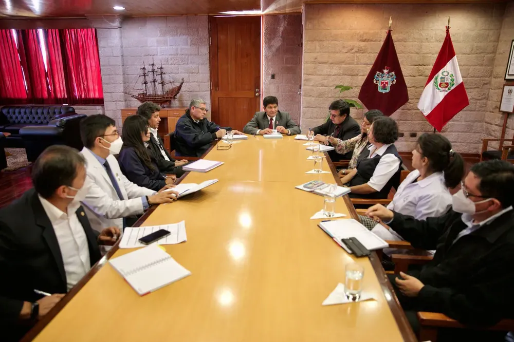 INICIAN PROCESO PARA IMPLEMENTAR SISTEMA DE HISTORIAS CLÍNICAS ELECTRÓNICAS