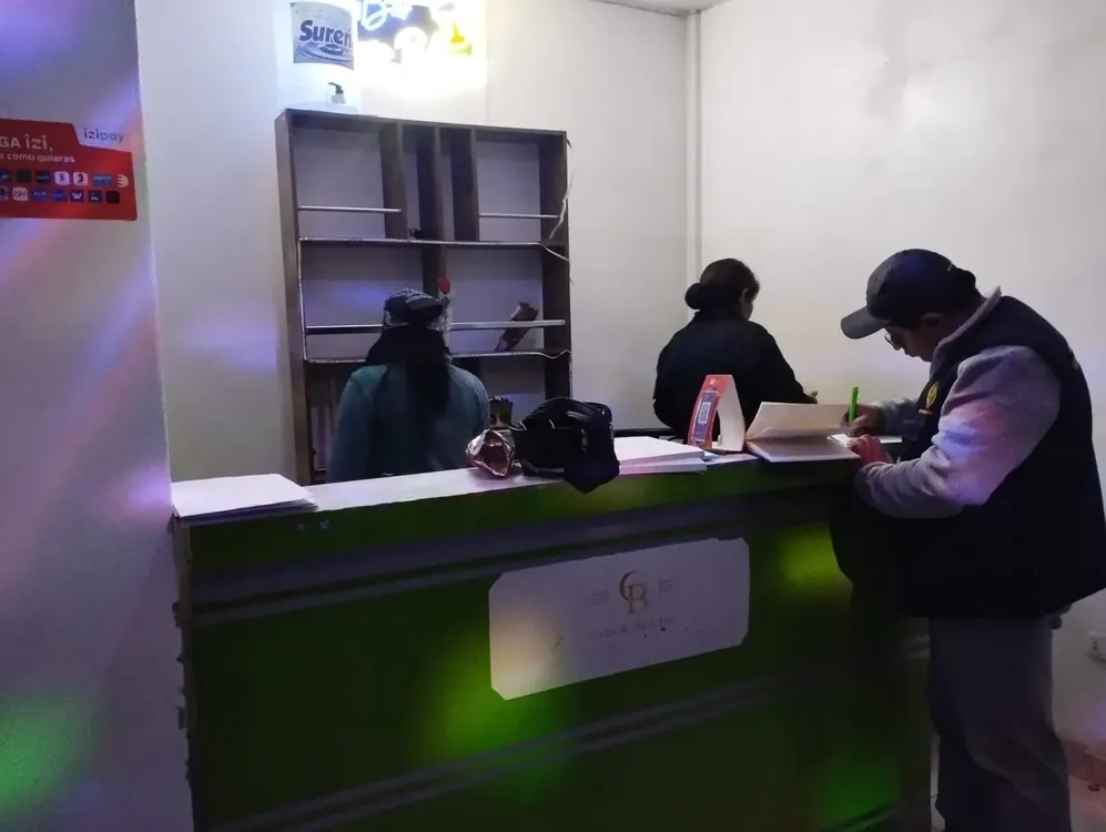 Clausuran local Casa Blanca en Cerro Colorado