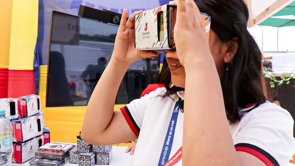 Futura Schools revoluciona la educación con tecnología y logra excelentes resultados