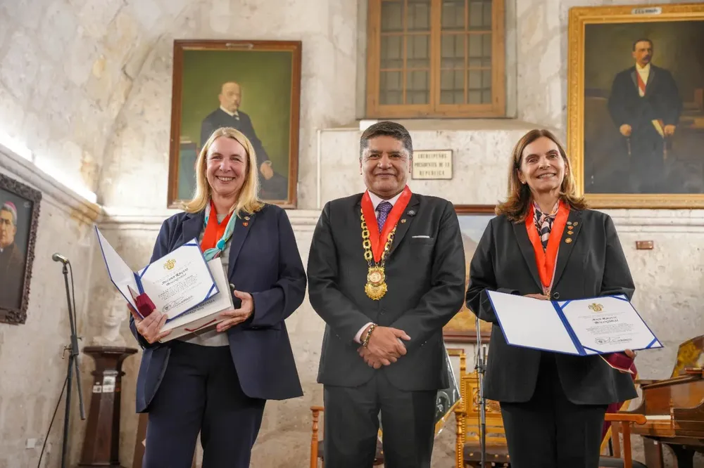 581938957_1330988145740319_4364009937961580813_n