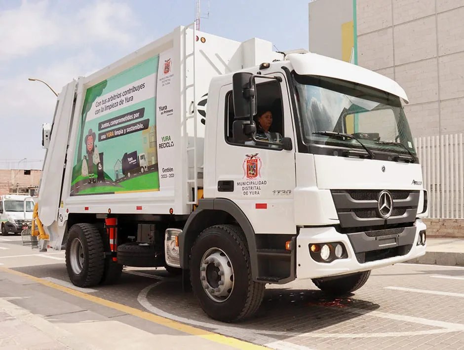 Municipalidad de Yura adquiere moderna compactadora