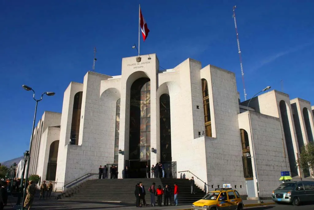4AREQUIPA